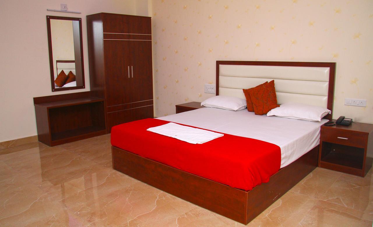 Hotel Kateel International Karkal Kültér fotó